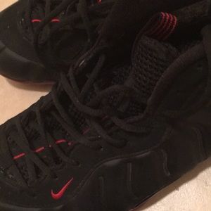 Size 13 foam posits cough drops